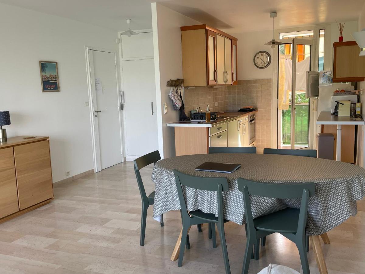 Appartement Les Pieds Dans L'Eau Saint-Mandrier-sur-Mer Buitenkant foto