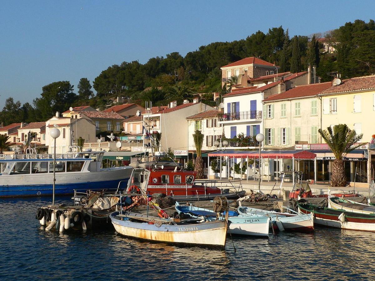 Appartement Les Pieds Dans L'Eau Saint-Mandrier-sur-Mer Buitenkant foto