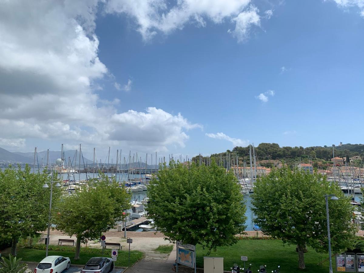 Appartement Les Pieds Dans L'Eau Saint-Mandrier-sur-Mer Buitenkant foto